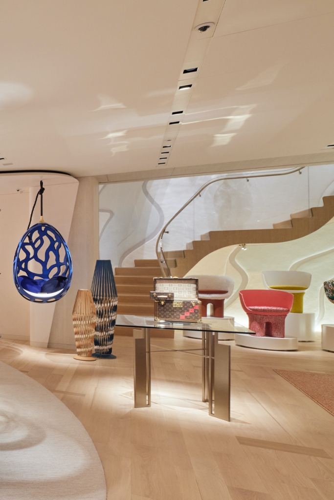 Louis Vuitton Reveals New Ginza Namiki Tokyo Flagship Store – Yakymour