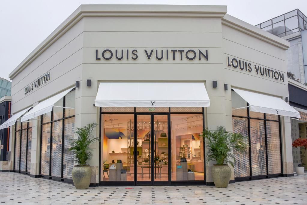 Louis Vuitton Opens New Flagship Store in Osaka Designed by Jun Aoki and  Peter Marino